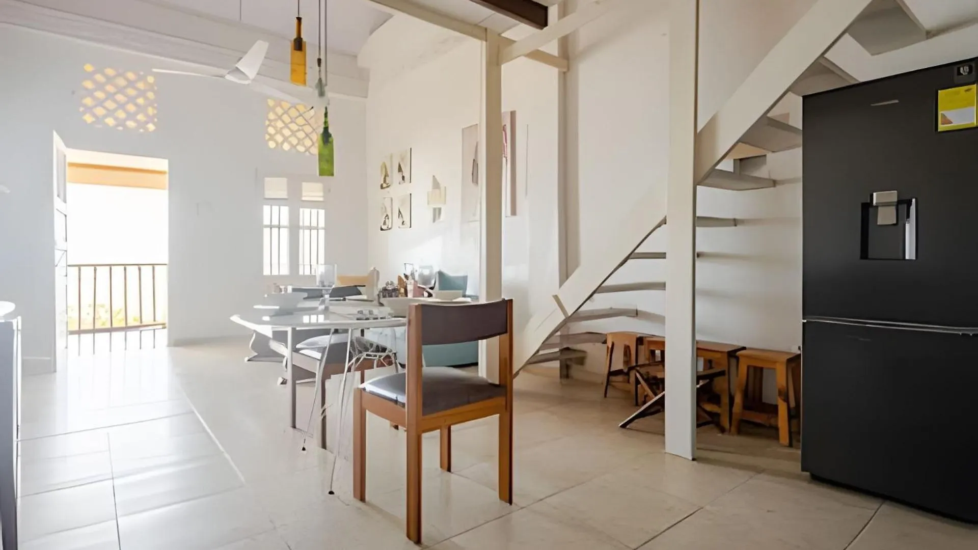 Benedetti: Building In The Historic Center Of Cartagena Apartment